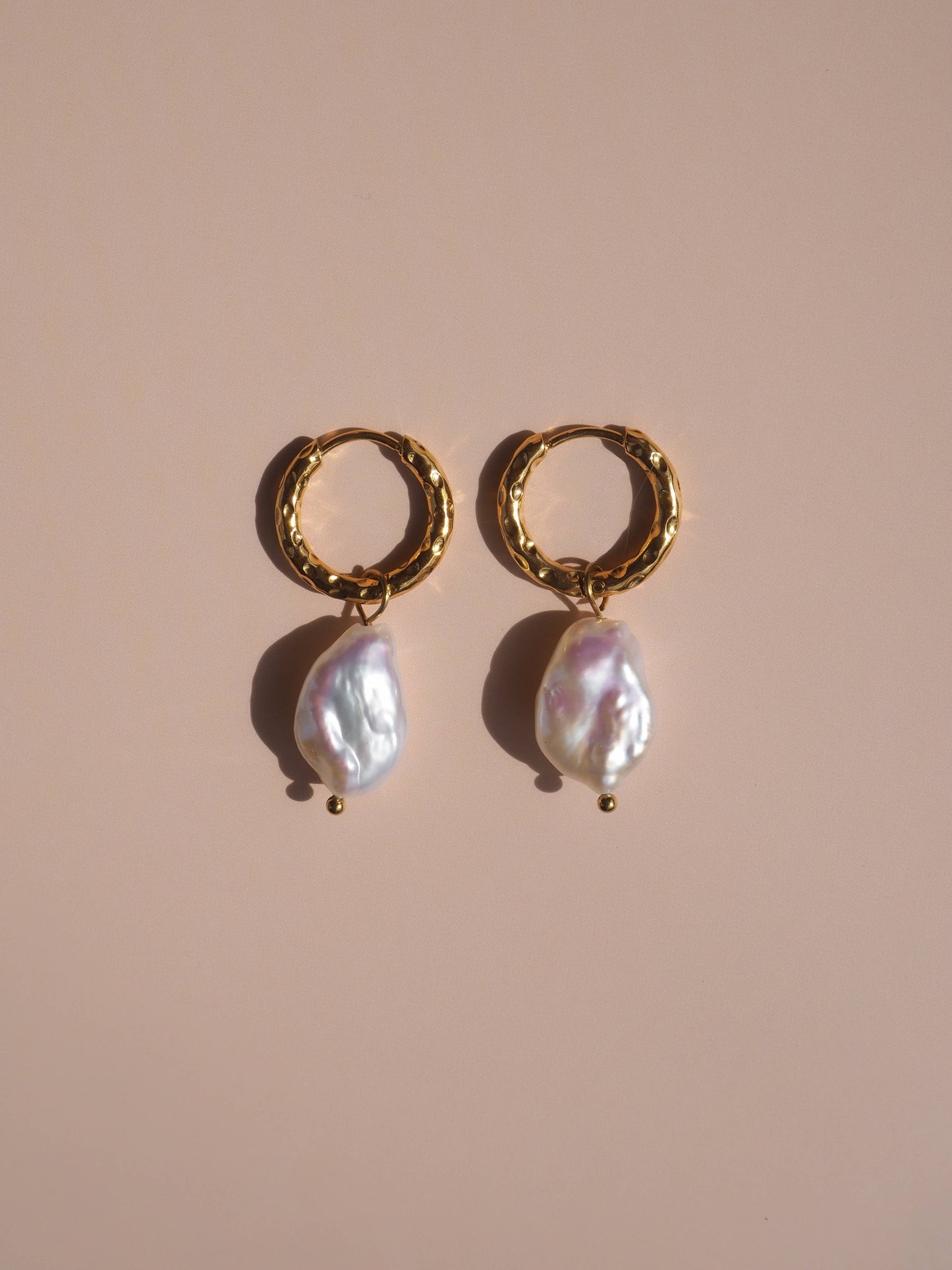 18K Gold Freshwater Keshi Pearl Hammered Hoops