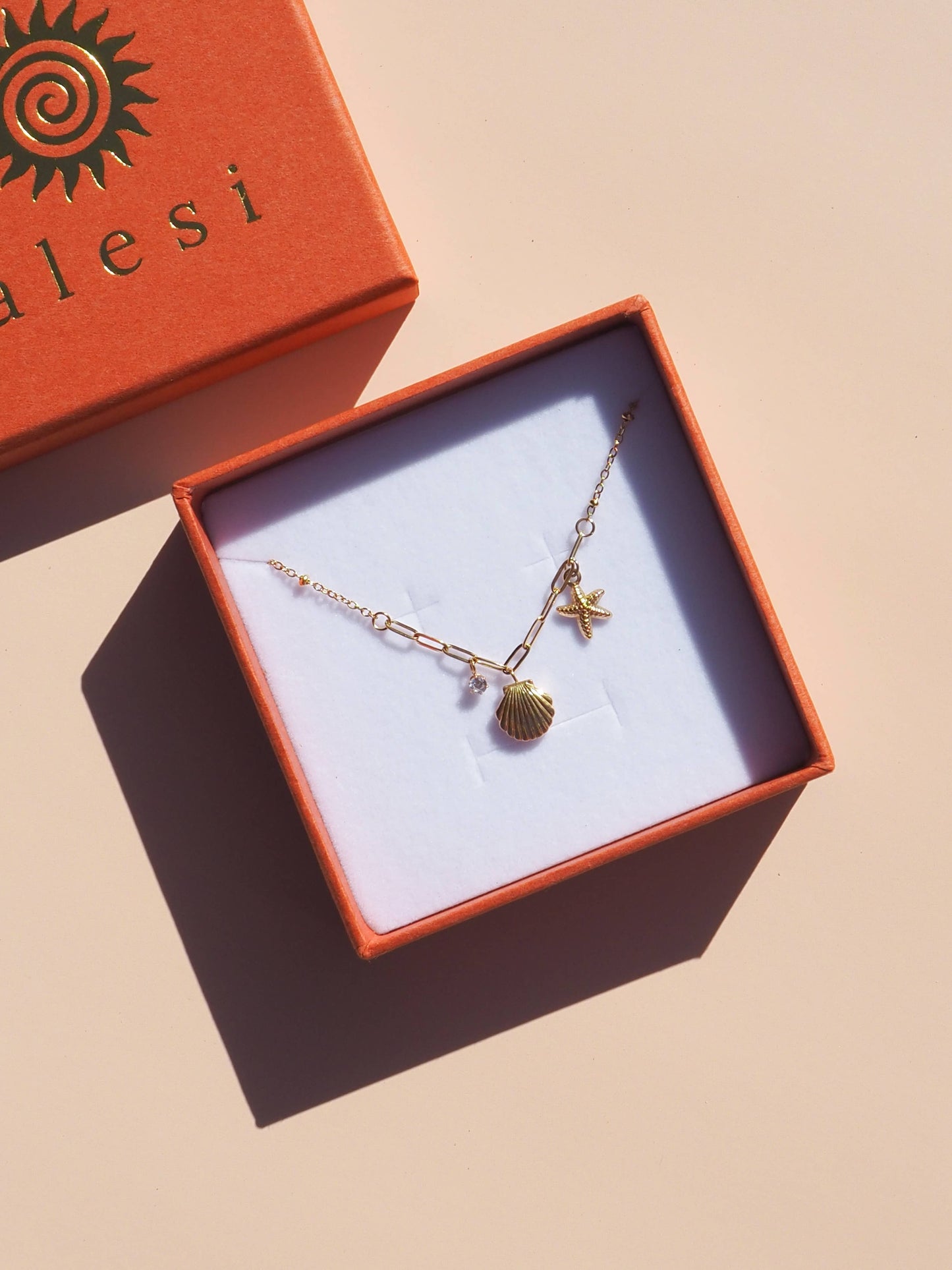 Seashell Charm Necklace 18K Gold