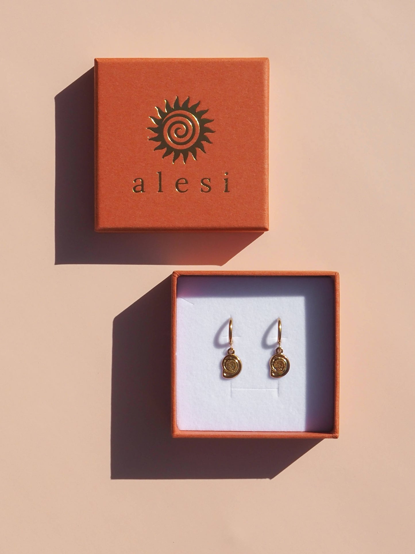 Spiral Seashell Earrings 18K Gold