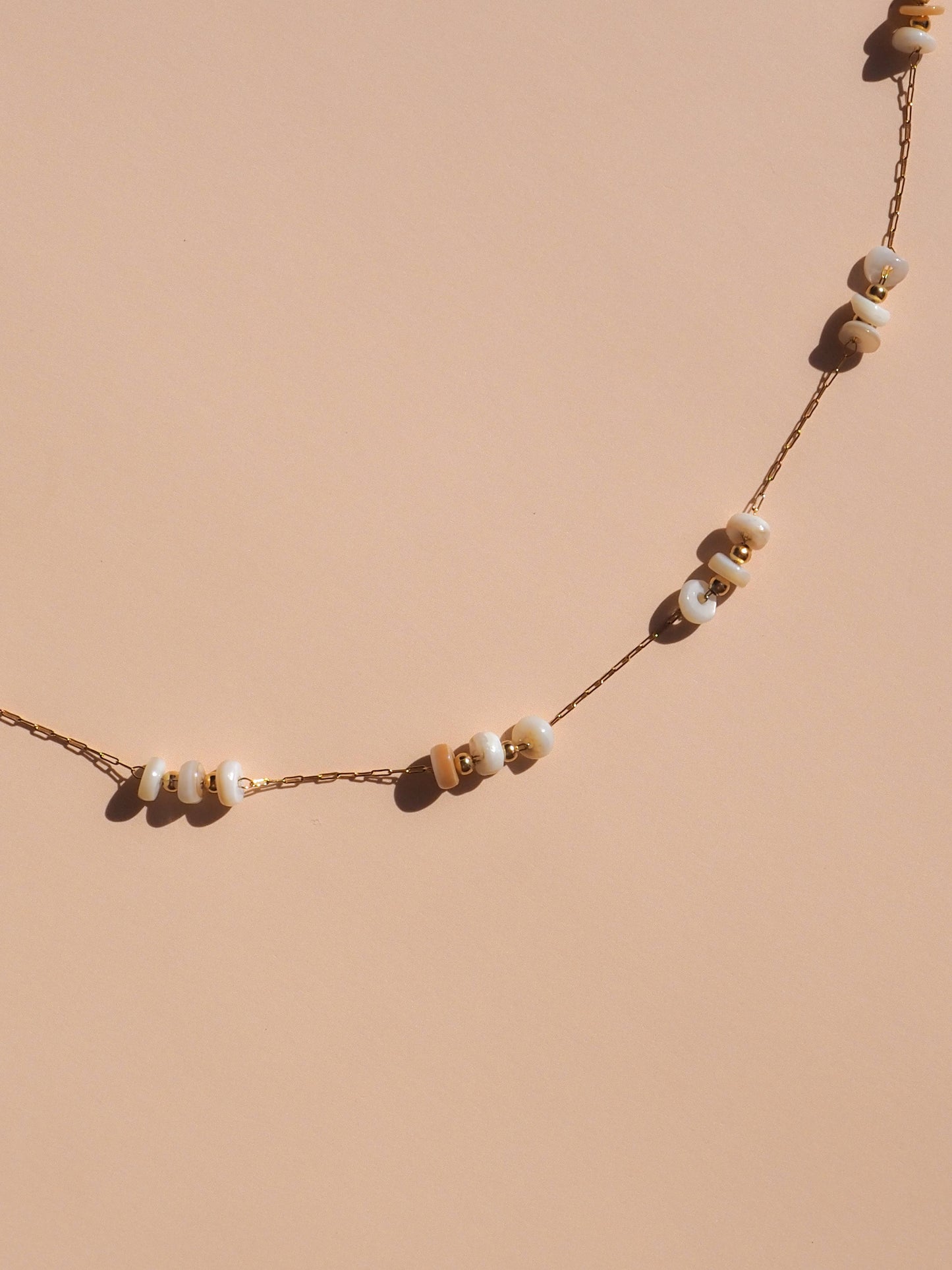 Shell Satellite Necklace 18K Gold