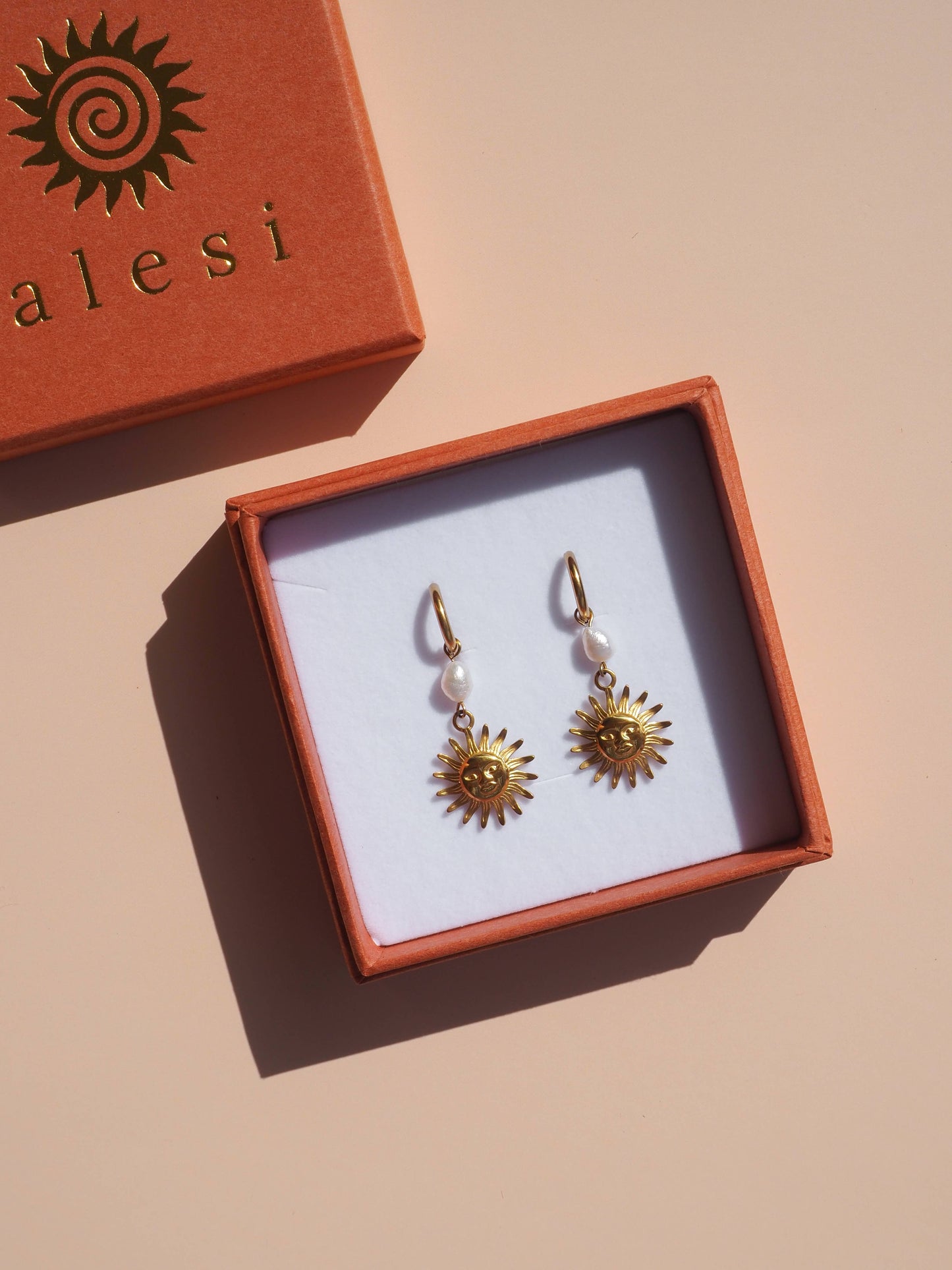 18K Gold Freshwater Pearl Hoops with Suns