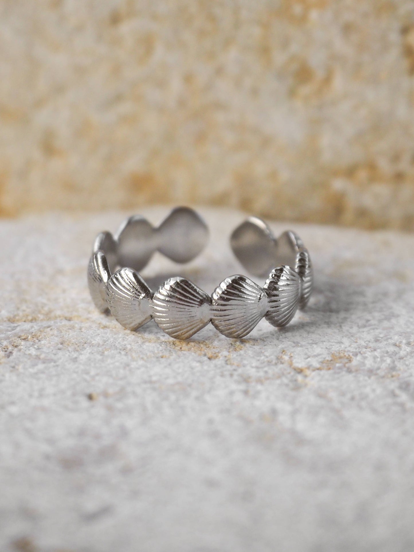 18K Gold Seashell Ring Adjustable: (Gold) 18K Gold over Surgical Steel