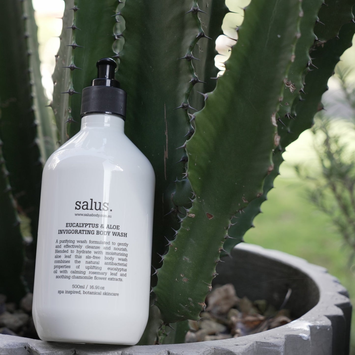 Eucalyptus & Aloe Invigorating Body Wash - 500ml