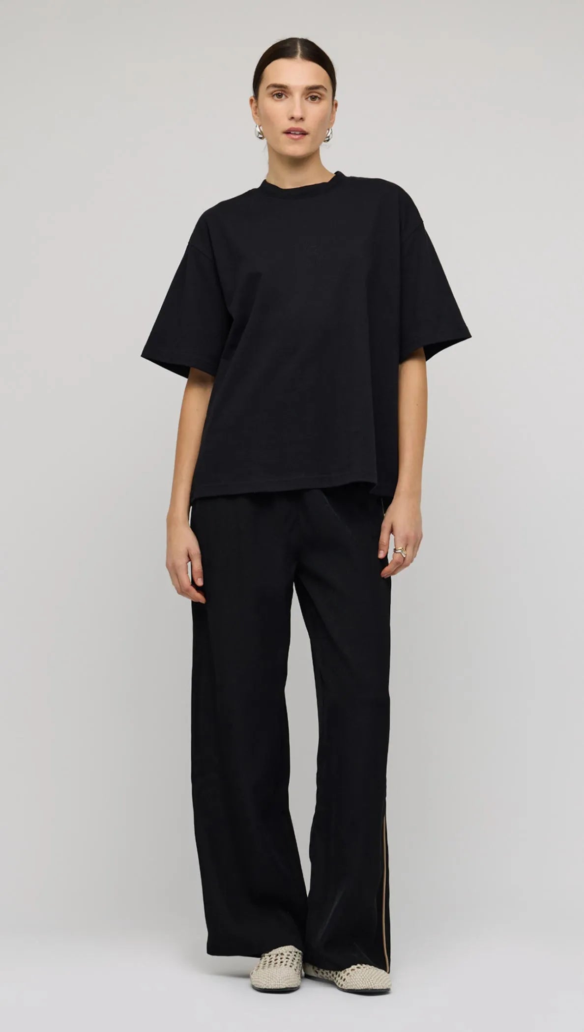 Core Sporty Relaxed Pant - Black/Camel