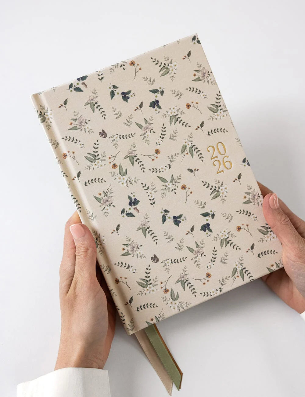 2026 Desktop Linen Bound Planner - Button Fern