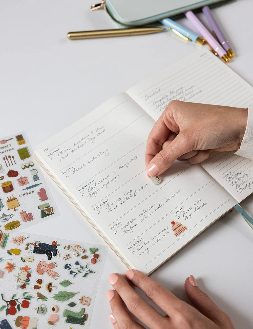 2026 Weekly Planner Notebook - Ivory Garden