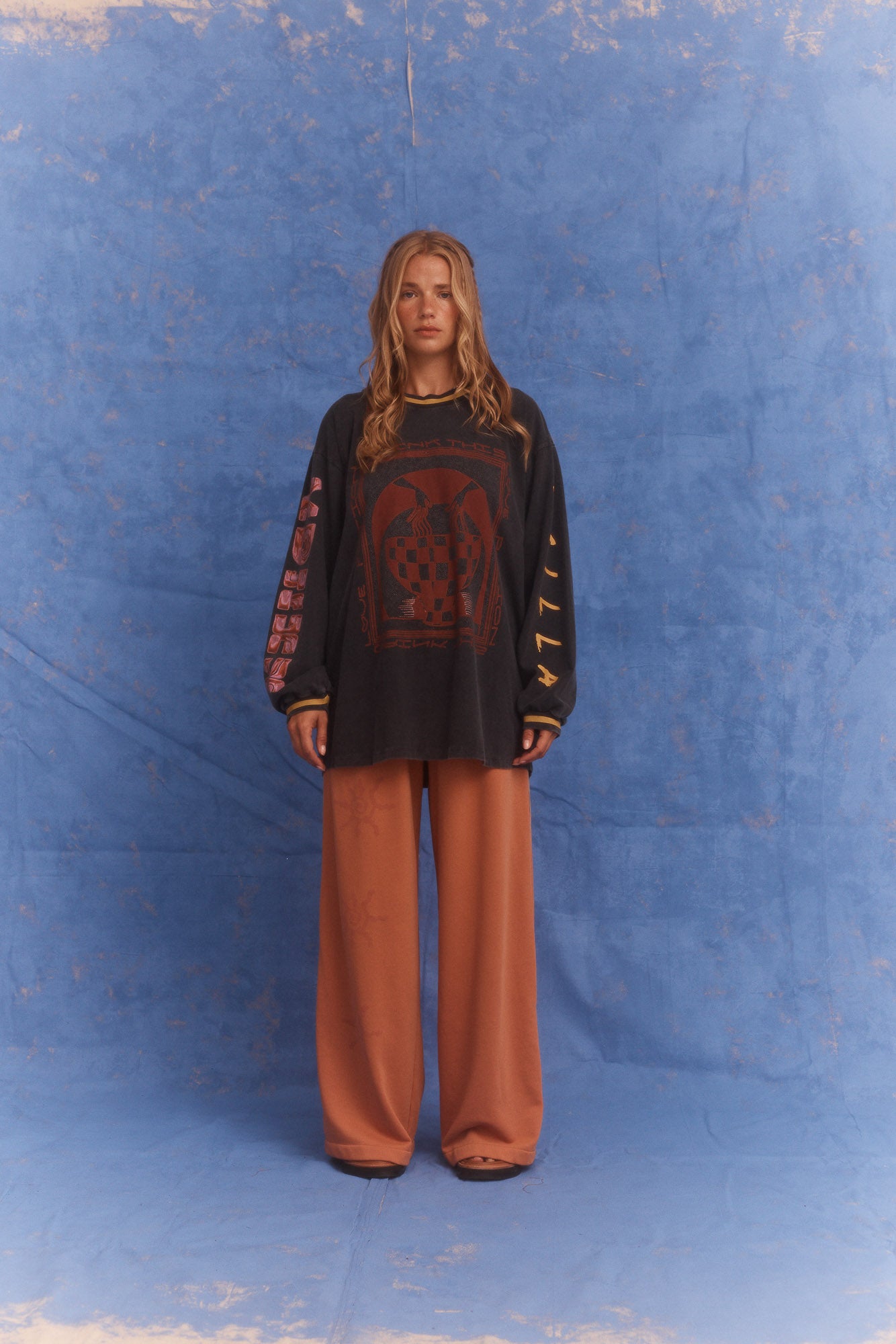 Love Potion Roses Tee