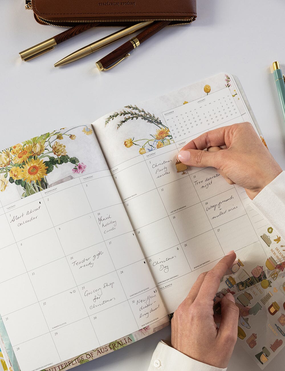 2026 Monthly Calendar Notebook