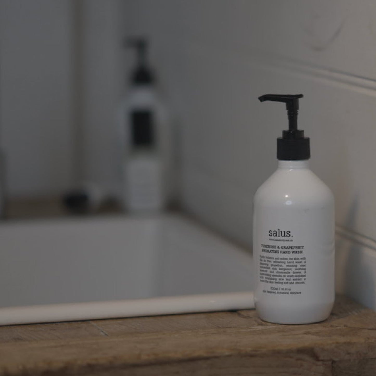 Tuberose & Grapefruit Hydrating Hand Wash - 500ml