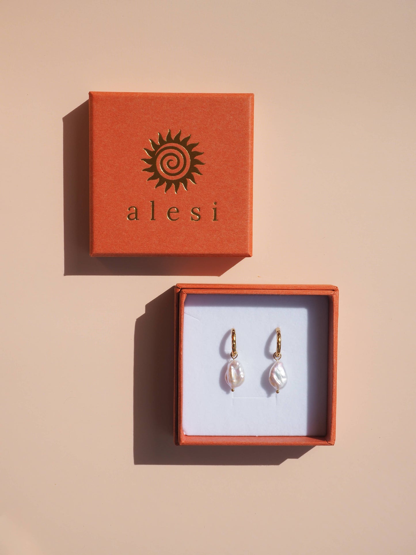 18K Gold Freshwater Keshi Pearl Hammered Hoops