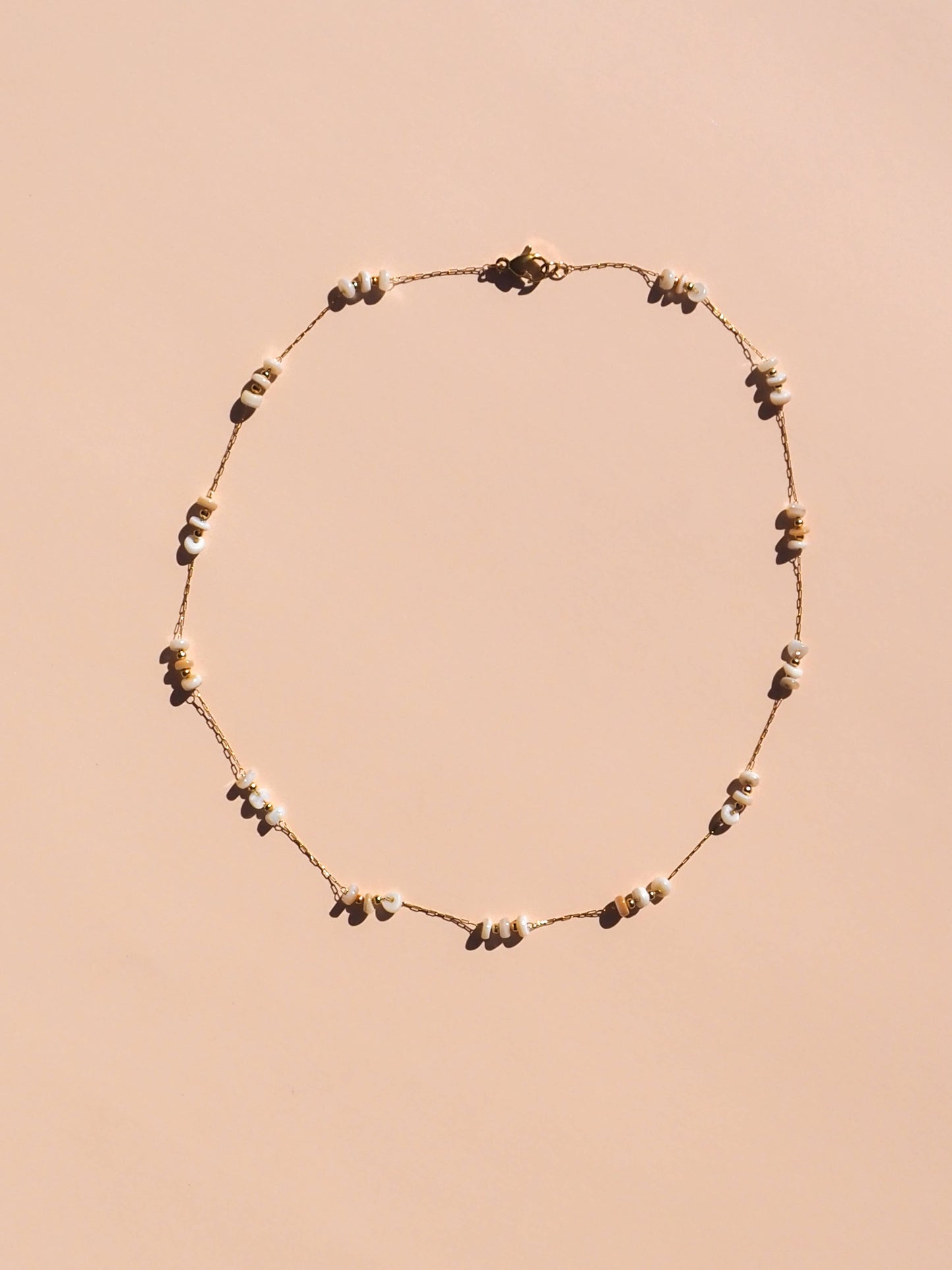 Shell Satellite Necklace 18K Gold